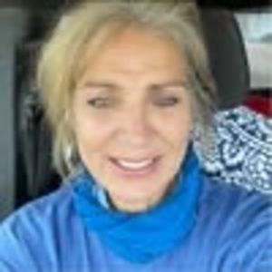 Meet your Posher, Elisa